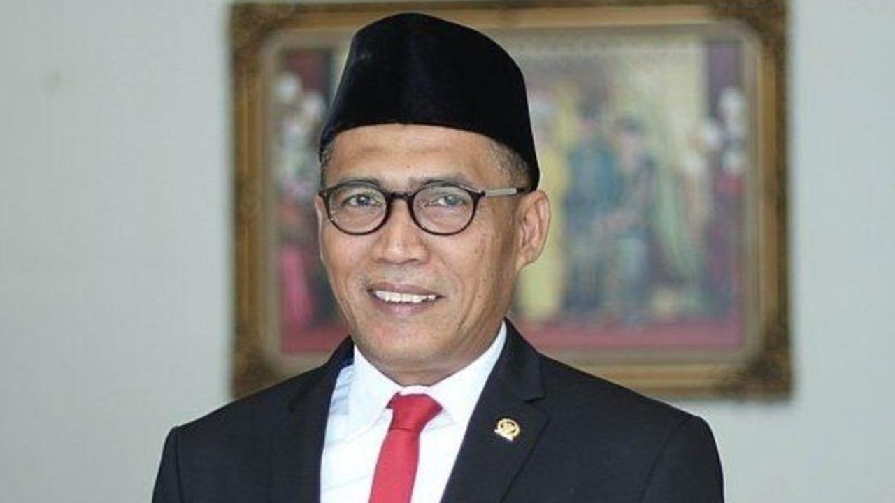 DPR Soroti Kesejahteraan Guru Honorer: Negara Tak Boleh Biarkan Hidup di Bawah Standar
