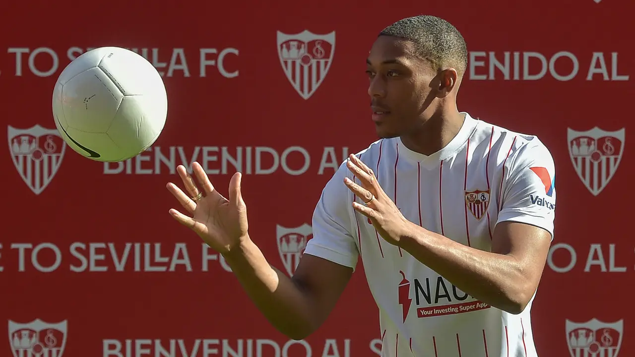 Foto: 5 Pemain Sevilla yang Didatangkan dari Liga Inggris, Terbaru Striker MU Anthony Martial