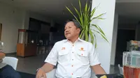 Crazy rich Grobogan, Jawa Tengah Joko Suranto (JS) berhasrat mencalonkan diri menjadi Presiden Republik Indonesia pada Pemilihan Presiden (Pipres) 2024 mendatang. (Liputan6.com/Jayadi Supriadin)