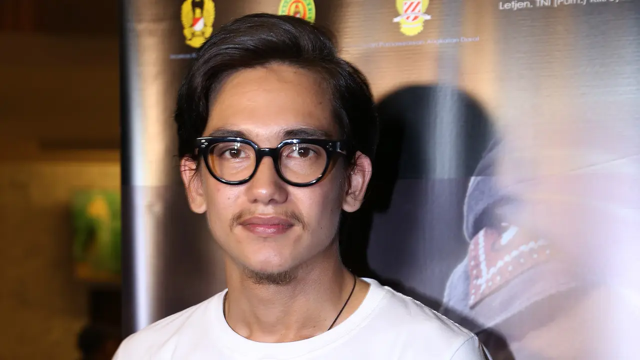 Adipati Dolken
