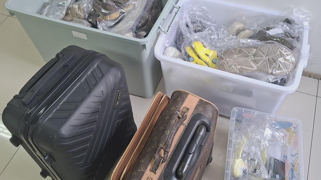 Bikin Sedih, Deretan Barang Milik Korban Kecelakaan Kereta di Stasiun Bekasi Timur Bisa Langsung Dijemput Keluarga