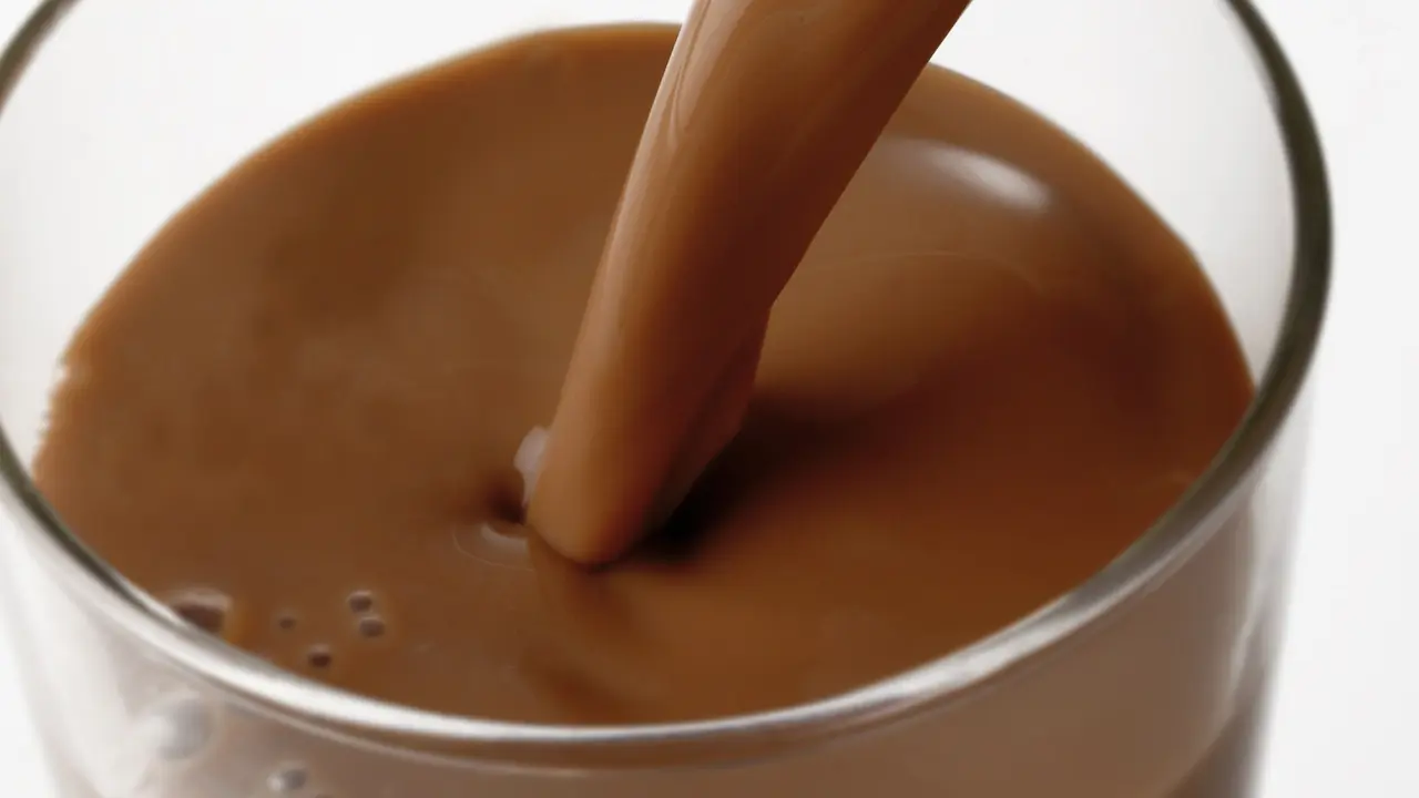 Apakah Susu Cokelat Berasal dari Sapi Berwarna Cokelat?