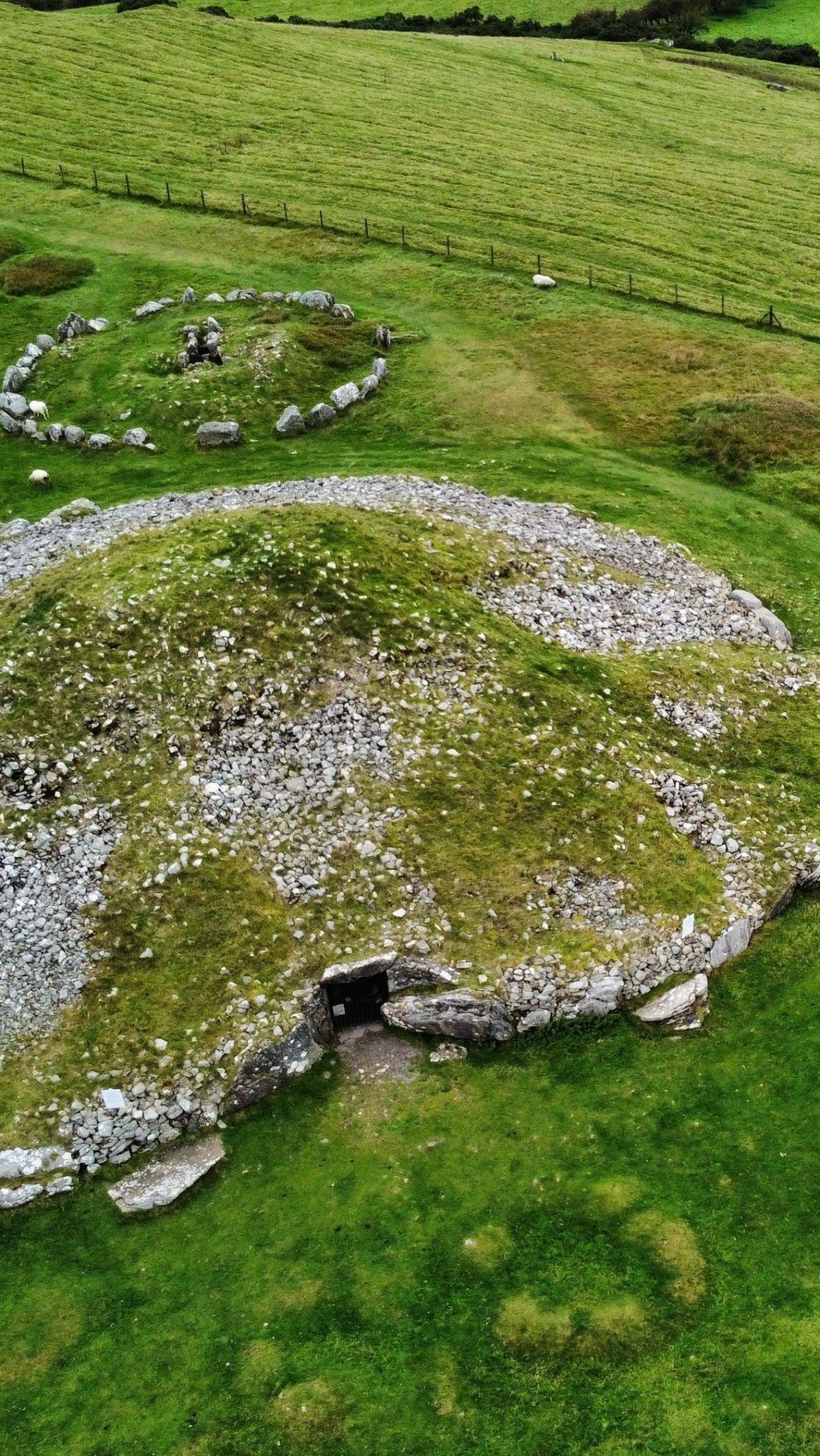 Makam Loughcrew Passage<br>