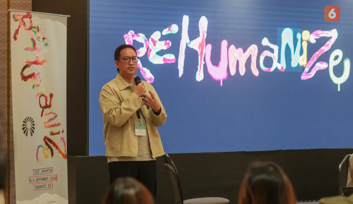 Ben Soebiakto, Co-Chair IdeaFest 2026, menjadi pembicara dalam pembukaan IdeaFest 2026 di Jakarta Convention Center, Senayan, Jakarta, Jumat (4/9/2026). Dalam kesempatan tersebut, Ben menyampaikan pentingnya peran manusia di tengah perkembangan teknologi dan kecerdasan buatan (AI). IdeaFest 2026 mengusung tema “ReHumanize” dan berlangsung pada 4-6 September 2026 dengan menghadirkan lebih dari 200 pembicara dari berbagai industri. (KLY/Budy Santoso)
