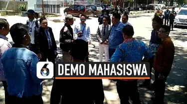 Propam Polri memeriksa 6 anggota polisi yang diduga melanggar dalam menangani demo mahasiswa di Kendari. Sementara Bareskrim Polri melakukan olah TKP tewasnya 2 mahasiswa dalam demo di DPRD Sultra.