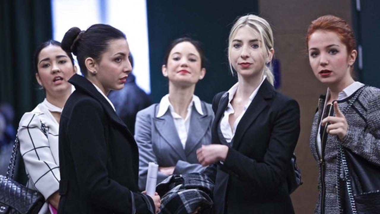 Intip para wanita cantik Italia ikut tes pramugari maskapai China