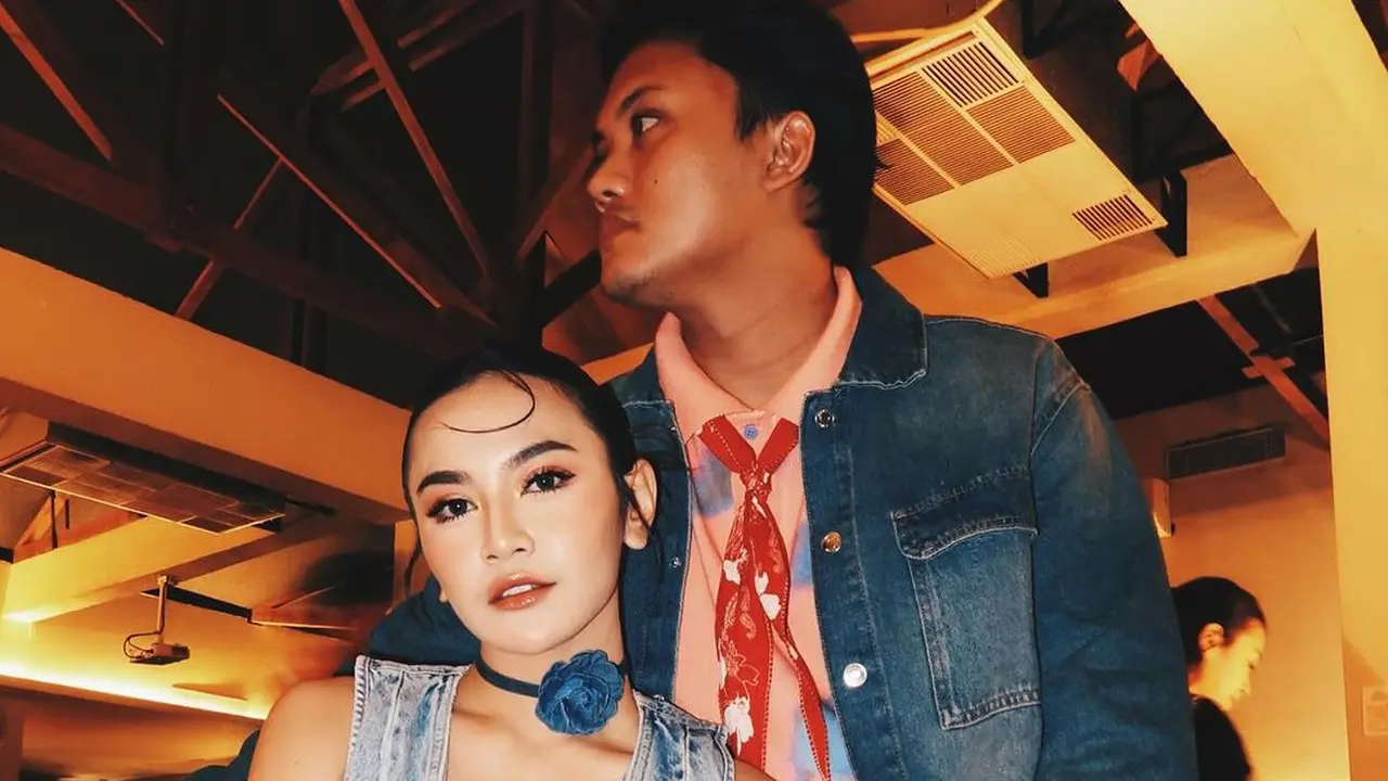 Rizky Febian dan Mahalini. [Foto: Instagram/rizkyfbian]