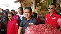 Sekretaris Tim Kampanye Nasional Jokowi - Ma'ruf Amin, Hasto Kristiyanto saat berada di Lampung. (Liputan6.com/Delvira Chaerani Hutabarat)