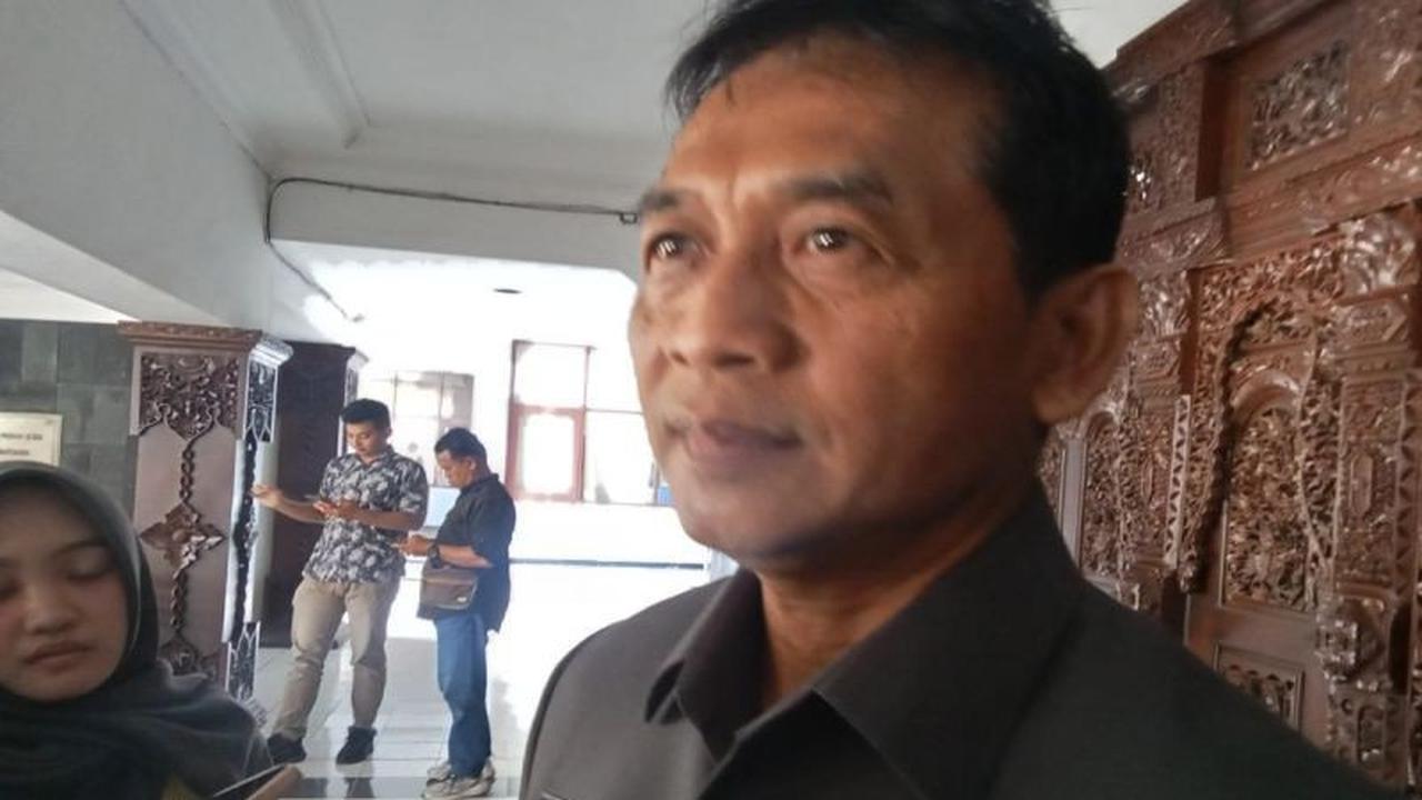 Pemkab Batang Instruksikan Guru Batasi Penggunaan Medsos Siswa untuk Cegah Dampak Negatif