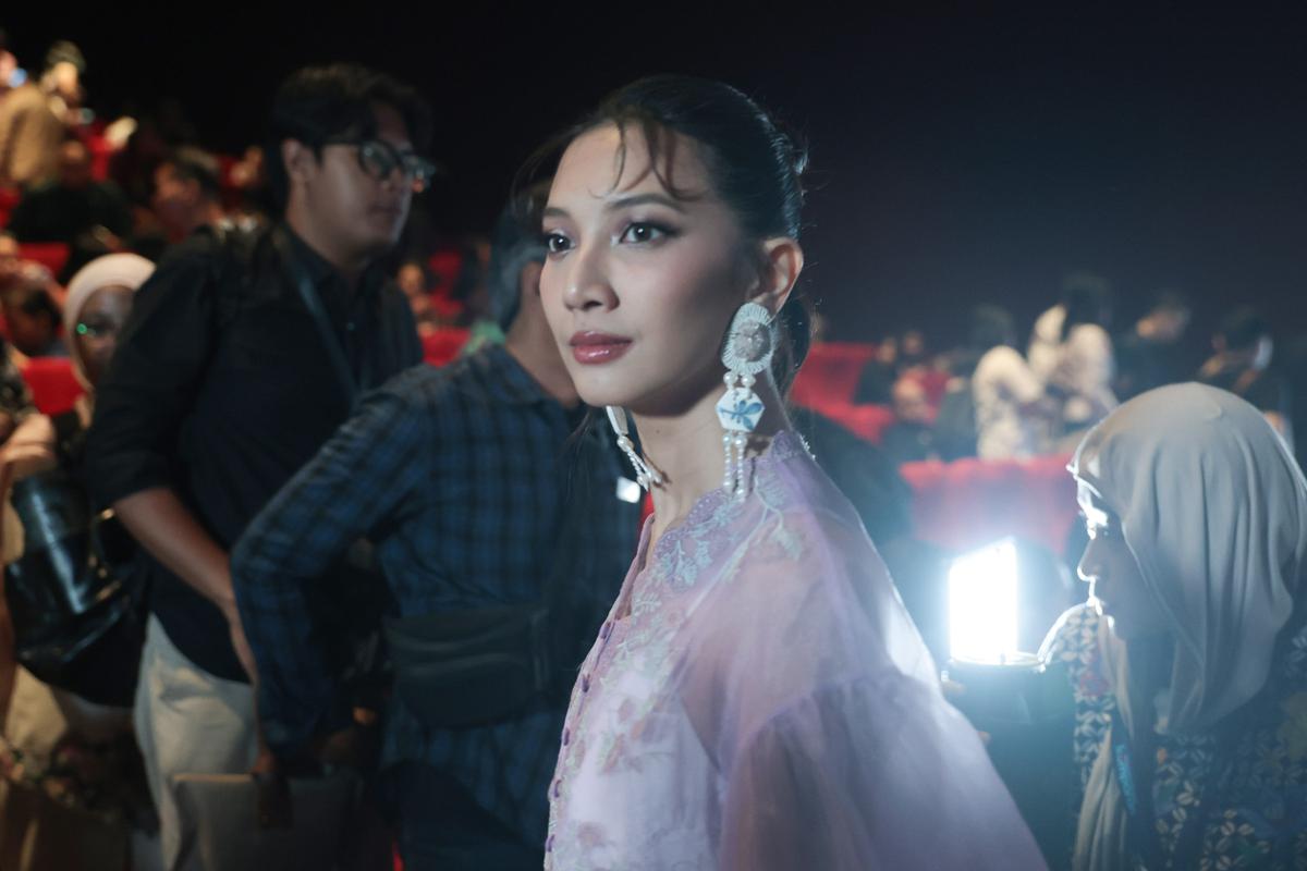 Jalan Pulang Menghidupkan Kisah di Balik Kebaya
