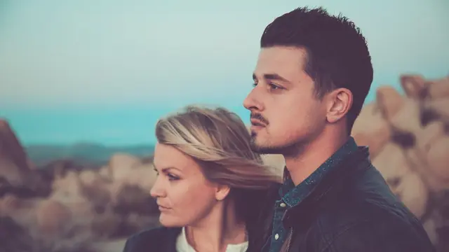 Ilustrasi Relationship Couple