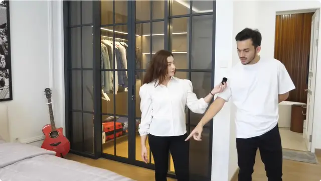 8 Potret Sudut Rumah Rizky Nazar Bergaya American Style, Dilengkapi Kolam Renang