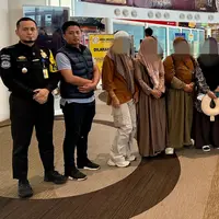 Imigrasi Gagalkan Keberangkatan 9 Calon Jemaah Haji Non Prosedural di Bandara Kualanamu
