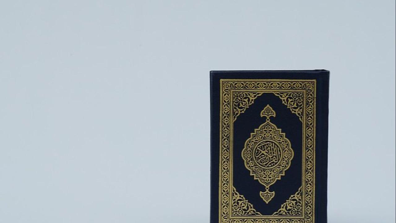 Berikut adalah lima ilmuwan yang dulunya menganut agama lain, tetapi kemudian pindah ke Islam karena penemuannya.