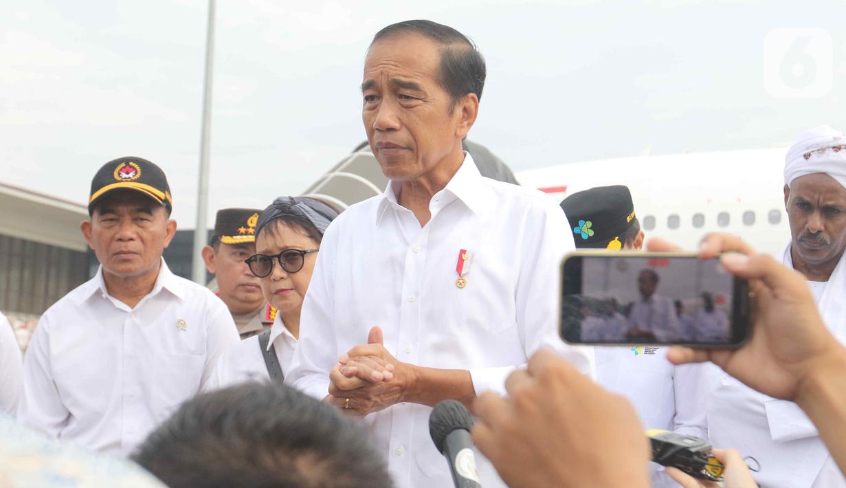 Pengiriman bantuan dipimpin oleh Kepala Badan Nasional Penanggulangan Bencana Letjen TNI Suharyanto. (Liputan6.com/Herman Zakharia)