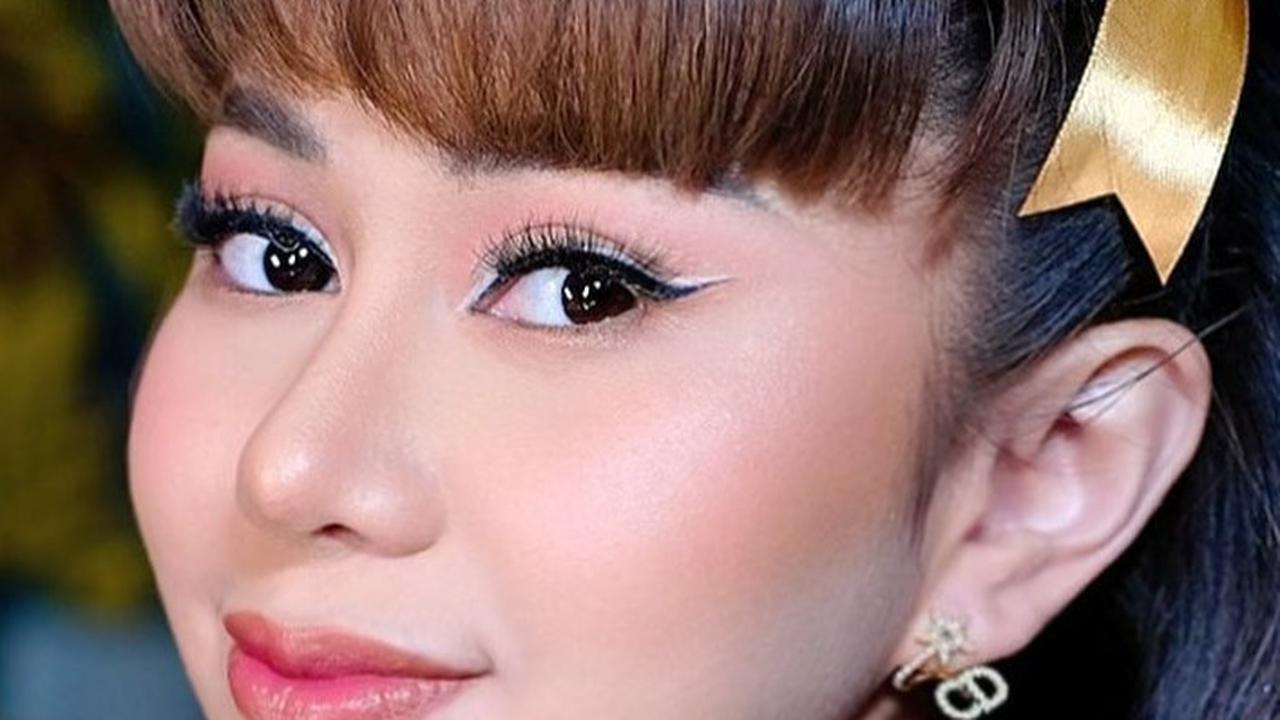 Kesal Banyak Nyamuk, Denise Chariesta Pinjam Duit Rp15 M buat Beli Rumah Baru: Dibalikin 30 Tahun Tapi Jangan Pakai Bunga