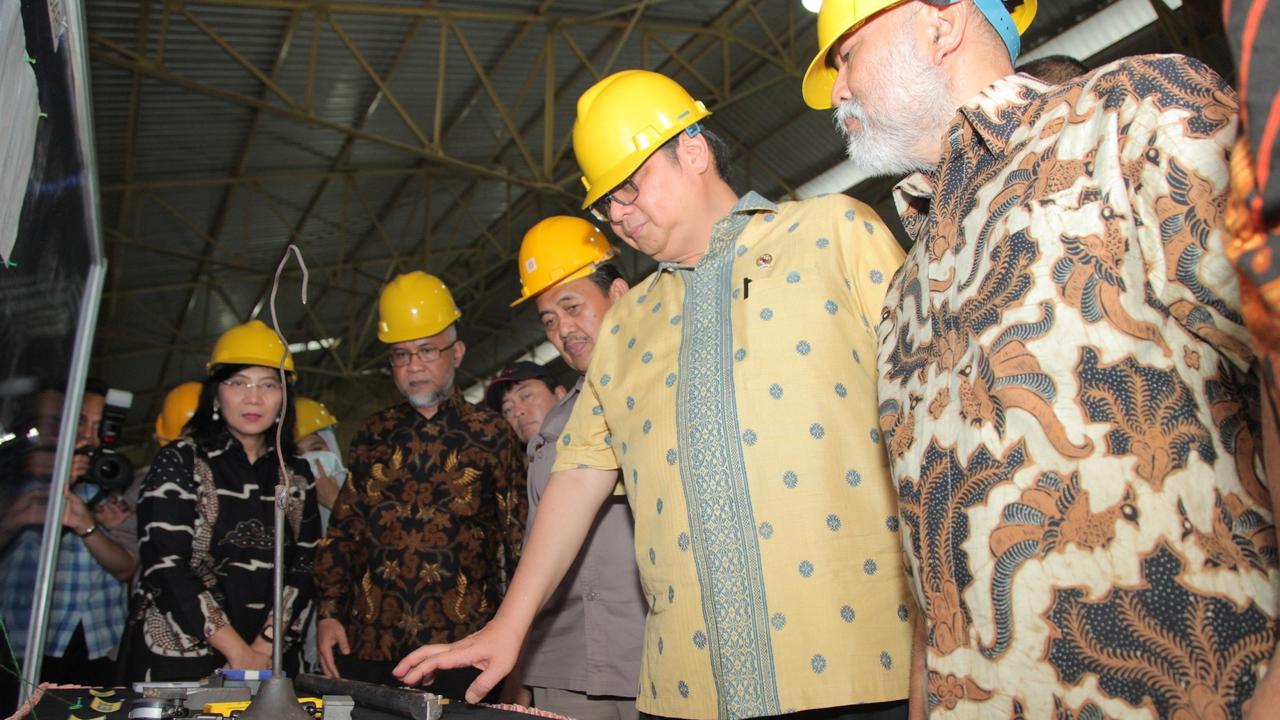 Industri Kecil Mulai Pasok Komponen Mobil Toyota