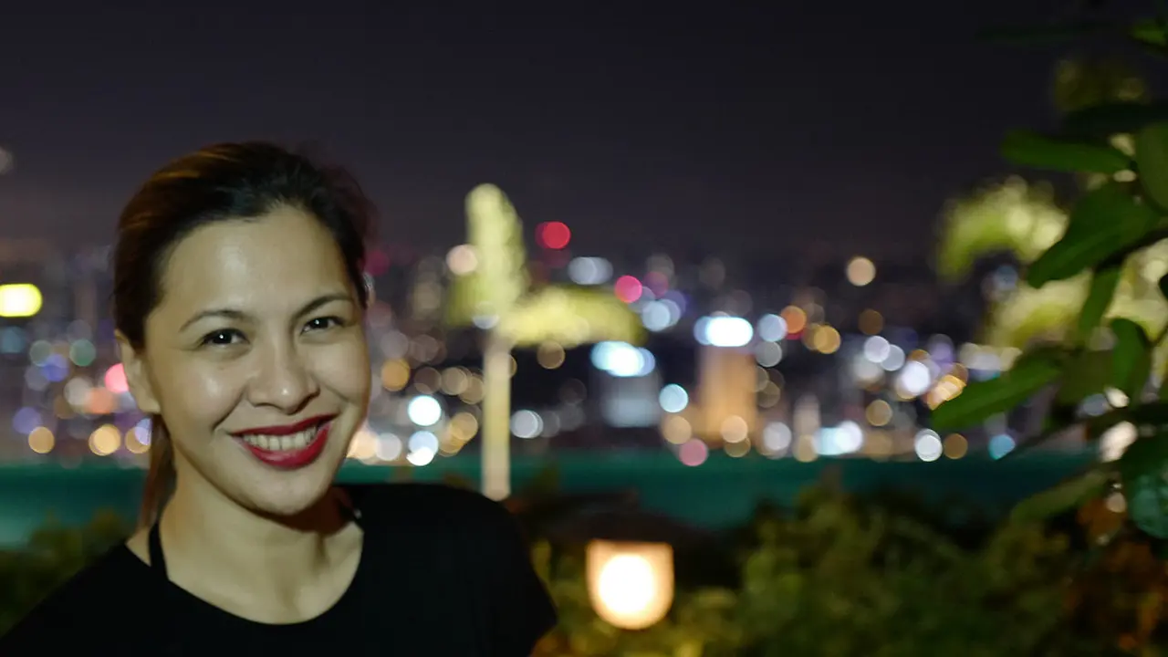 [Fimela] Fifi Karamoy, istri dari Vincent Rompies