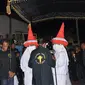 Prosesi Semana Santa di Larantuka, Kabupaten Flores Timur merupakan agenda ritual yang dinanti. Semana Santa adalah prosesi pra-Paskah yang didahului masa puasa atau pekan-pekan suci.