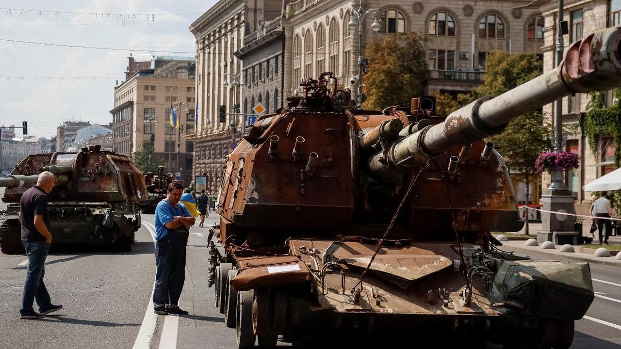 Pameran ini juga sebagai bukti bahwa Ukraina sebagai negara kecil memiliki kemampuan melakukan serangan balasan terhadap kendaraan militer Rusia hingga hancur.