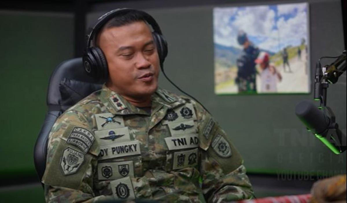 Selain eceng gondok, Letkol Dedy juga mengaku pernah memelihara hewan yang ia sebut sebagai "monster afrika".