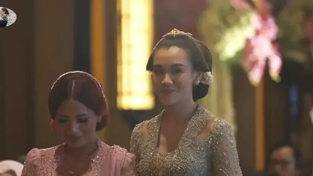 6 Pesona Anggun bak Putri Keraton Aaliyah Massaid, Kenakan Kebaya Jawa dan Sanggul di Prosesi Dulangan Jelang Menikah