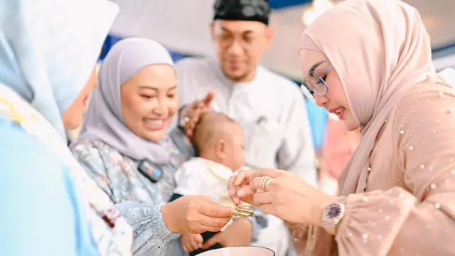 Mpok Alpa Asuh Anak