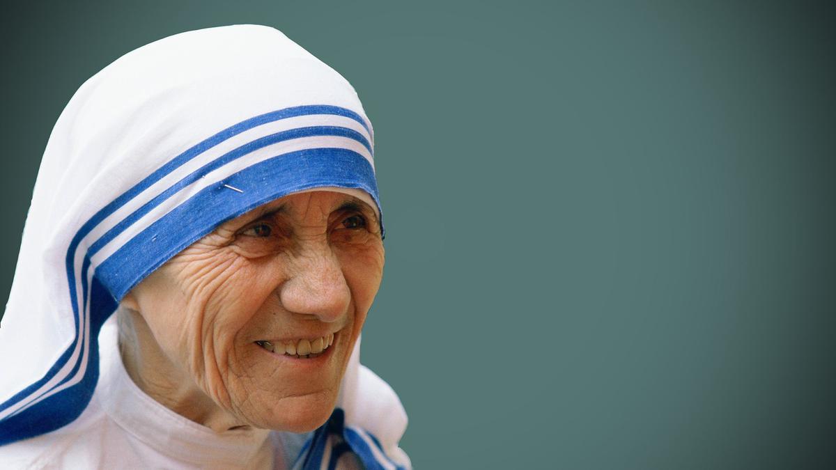 26 Agustus 1910: Lahirnya Bunda Teresa, Biarawati Katolik yang Penuh Cinta  Kasih - Global Liputan6.com