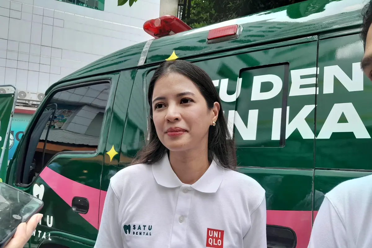 Jangan tunggu sakit gigi baru periksa. Sebaiknya rutin periksa gigi enam bulan sekali seperti disampaikan drg Melissa Delania SpPros.
