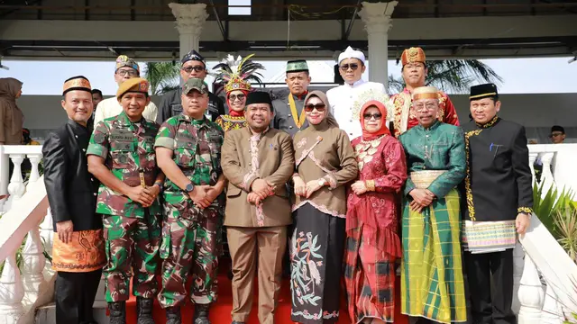 Hari Guru Nasional 2025 di Bontang: Pemerintah Tegaskan Kesejahteraan dan Kompetensi Guru sebagai Prioritas 