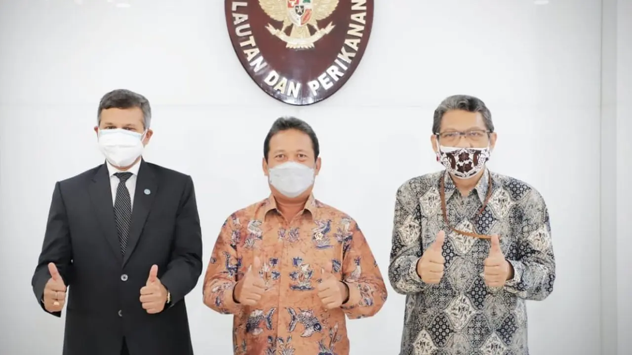 Menteri Kelautan dan Perikanan Sakti Wahyu Trenggono mengajak Food Agriculture Organization) dalam penerapan penangkapan ikan secara terukur dalam memerangi praktik illegal fishing. (Dok KKP)