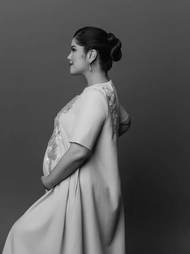 Annisa Pohan Tampil Bold Saat Maternity Shoot Jelang Kelahiran Anak Kedua