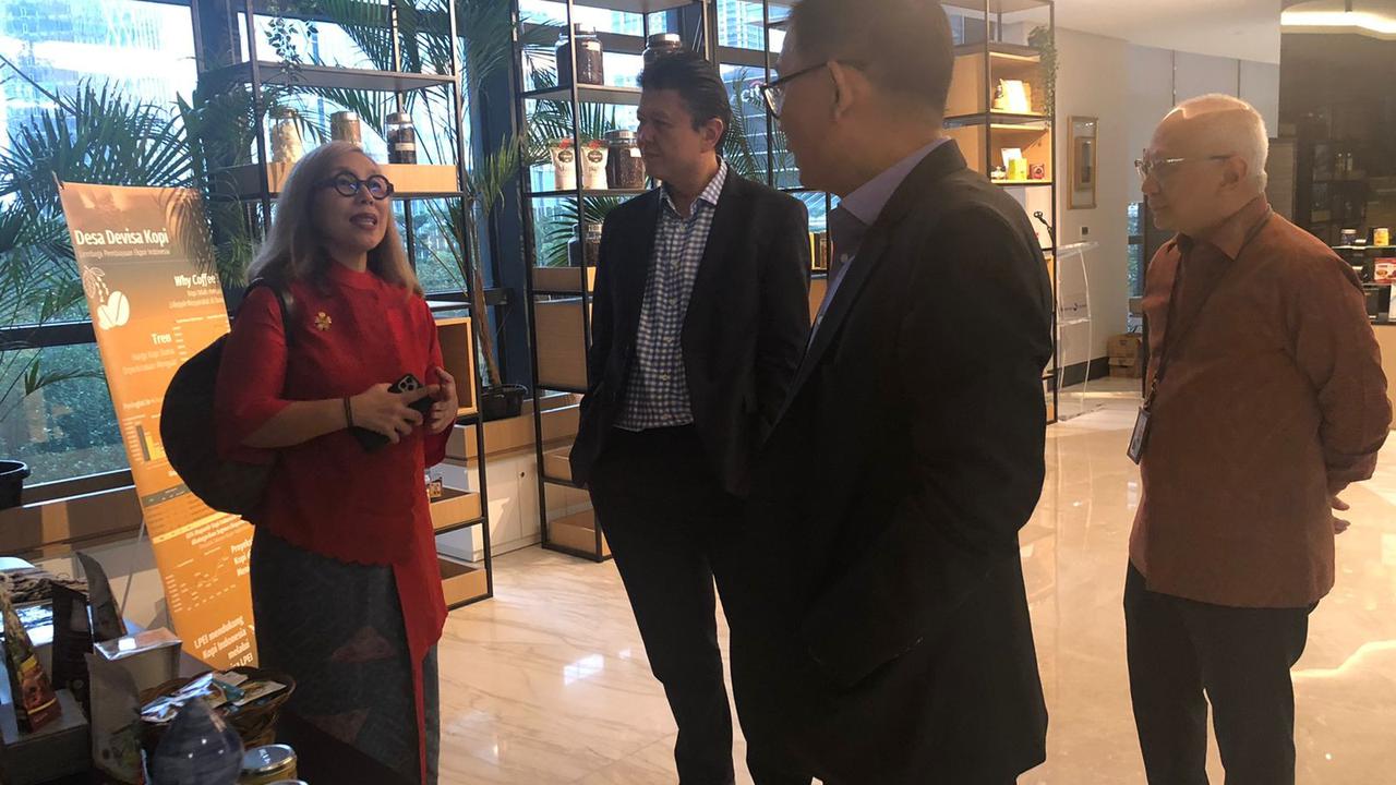 Lembaga Pembiayaan Ekspor Indonesia(LPEI)/Indonesia Eximbank melakukan kolaborasi dengan PT Bank UOB Indonesia (UOB Indonesia) dalam program pengembangan UKM