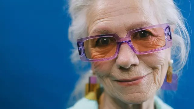 Contoh ilustrasi perubahan pada ukuran kacamata