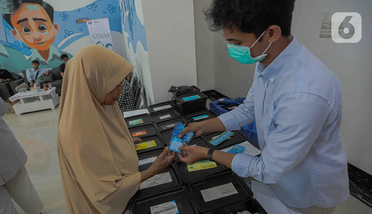 Ke depan pelayanan kesehatan ini akan digelar di daerah-daerah bekerja sama dengan TKD hingga caleg-caleg muda, maupun relawan muda. (Liputan6.com/Faizal Fanani)