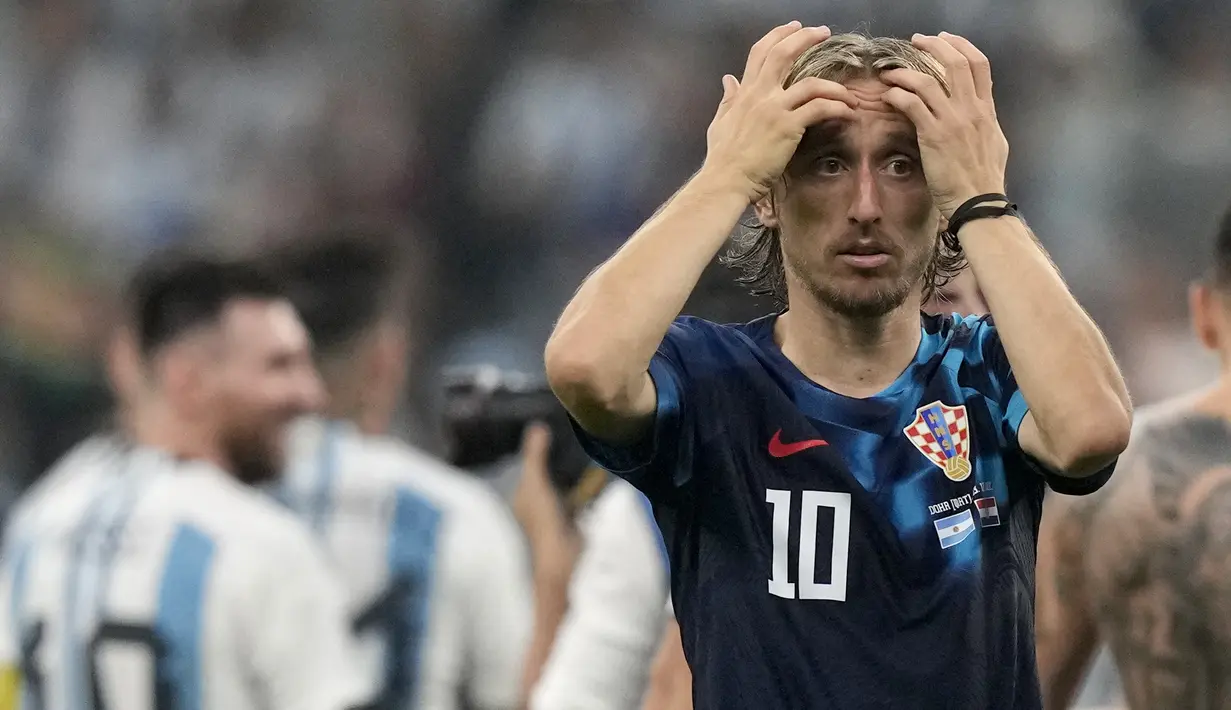 <p>Kroasia gagal menembus final Piala Dunia 2022 setelah dikalahkan Argentina dengan skor 0-3 pada laga yang berlangsung di Stadion Lusail, Qatar, Rabu (13/12/2022) dini hari WIB. (AP Photo/Frank Augstein)</p>