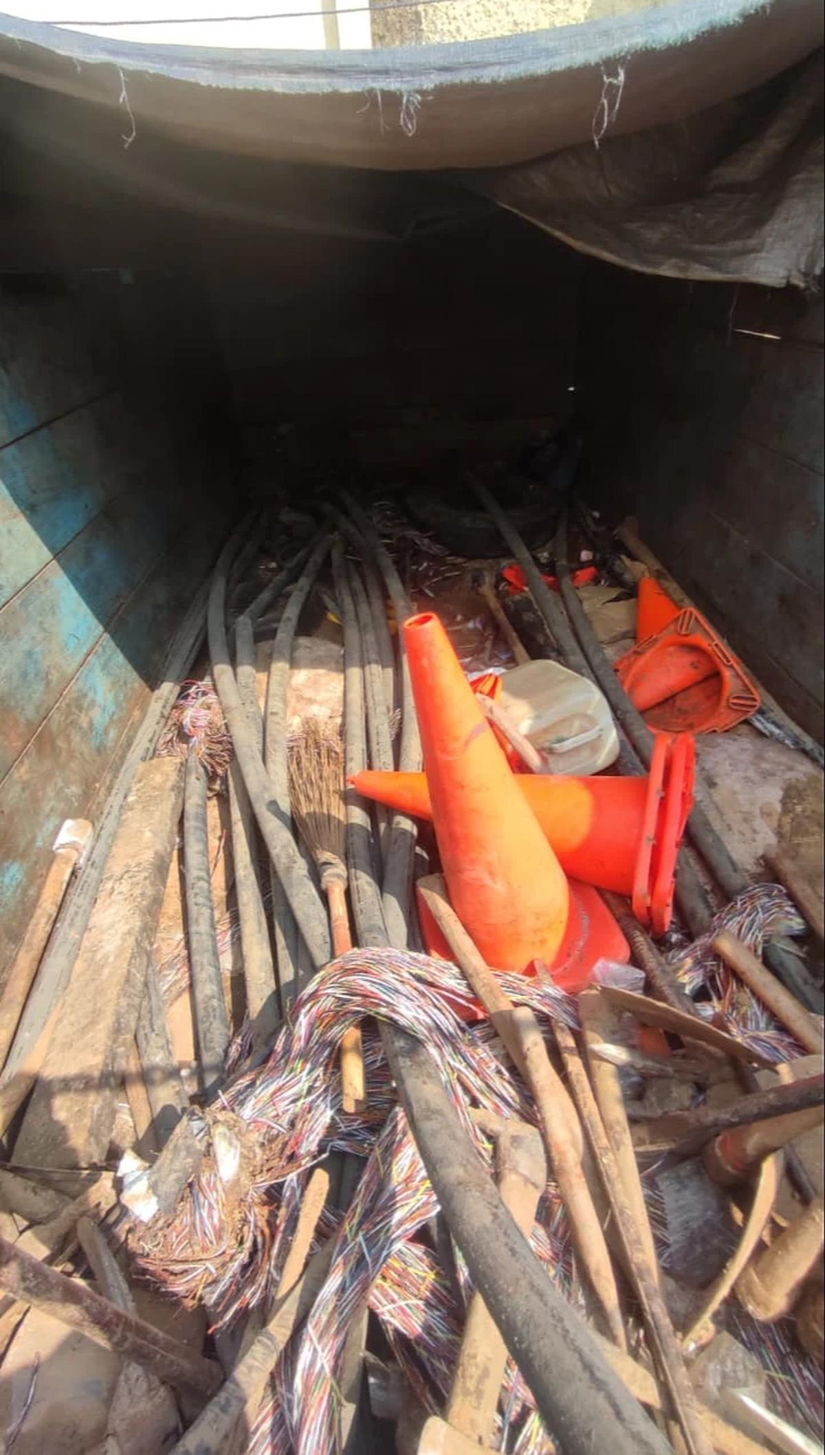Bongkar Aksi Terorganisasi Pencurian Kabel Telkom di Lampung Timur, Polisi Amankan 29 Orang