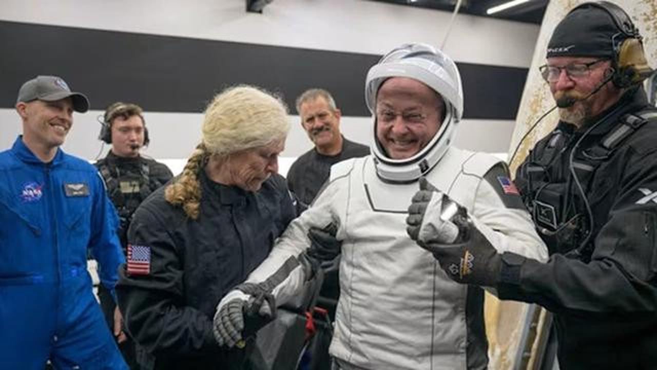 Lagi Enak Makan, Astronaut NASA Tiba-Tiba Tak Bisa Bicara di Angkasa Luar Hingga Segera Dipulangkan ke Bumi