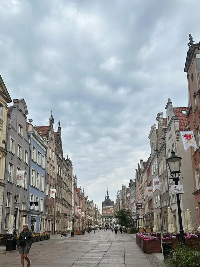 Kawasan kota tua di Kota Gdansk, Polandia, Rabu (18/6/2025). (Liputan6.com/Benedikta Miranti)