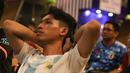 <p>&nbsp;</p>
<p>Reaksi kecewa pendukung Timnas Argentina ketika timnya tertinggal dari Timnas Arab Saudi saat nonton bareng Piala Dunia 2022 bersama Aice di Asthana Kemang, Jakarta Selatan, Selasa (22/11/2022). (Bola.com/Bagaskara Lazuardi)</p>
