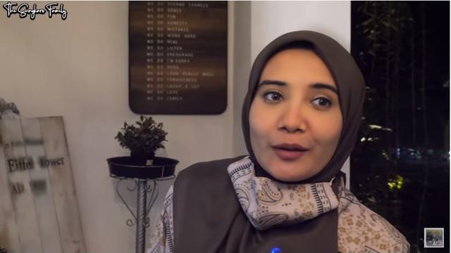 Zaskia Sungkar (Foto: YouTube)