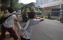 Bus Telolet Lagi-Lagi Makan Korban, Bocah Terlindas Saat Mengejar dengan Sepeda