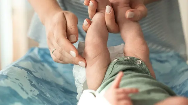 Foto ilustrasi bayi pakai popok. (Foto: Dok. Makuku Indonesia)