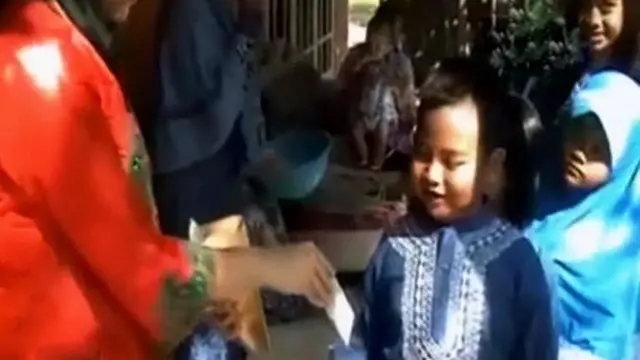 'Salam Tempel' Masih Jadi Tradisi Lebaran