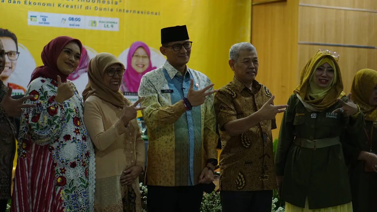Sandiaga Uno saat kuliah tamu di Fisip Uhamka. (Istimewa)
