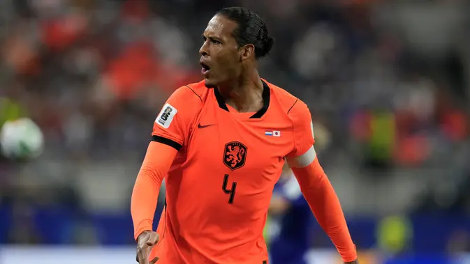 Belanda vs Jepang: Virgil van Dijk Dicap Selambat Pesawat!