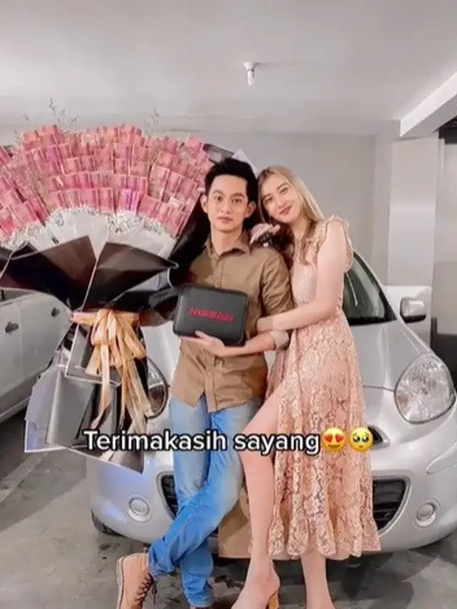 dikasih hadiah mobil