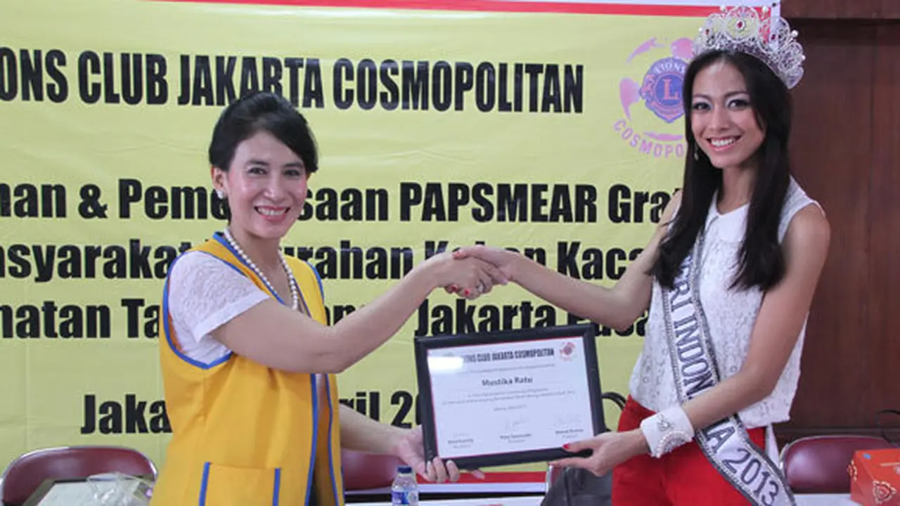 (c) Mustika Ratu