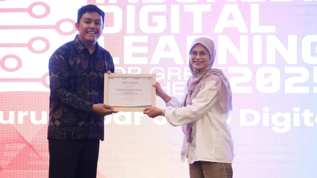 Telkom Dukung Digitalisasi 5 Sekolah Menengah Atas/Kejuruan di Ciayumajakuning