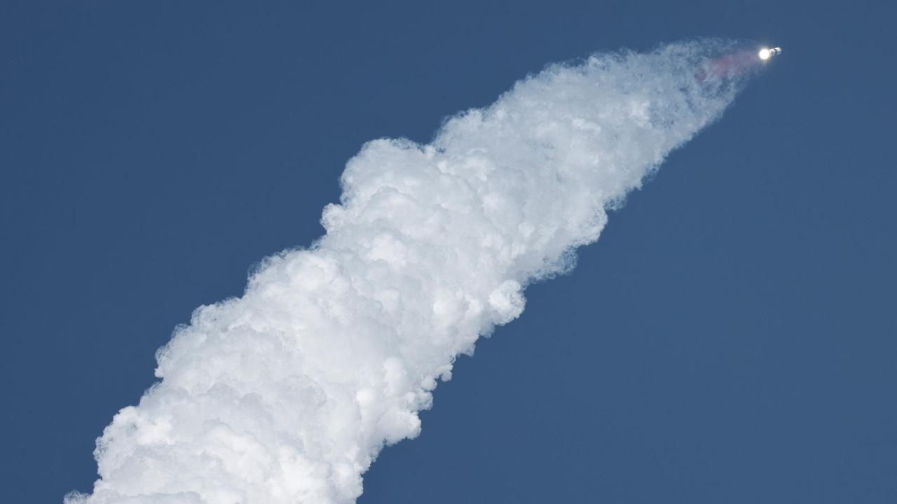 Roket Starship SpaceX Meledak dan Hancur Lebur di Luar Angkasa